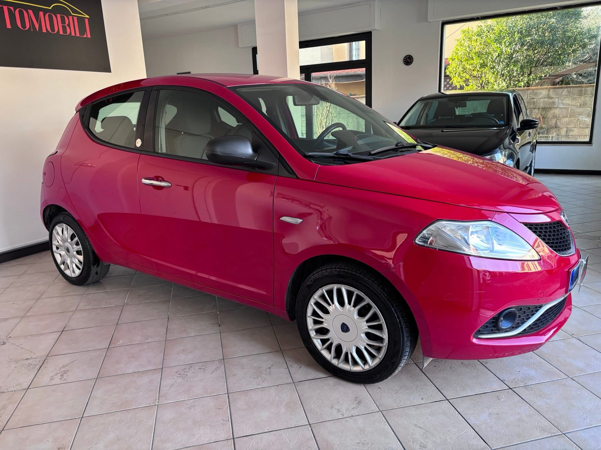 LANCIA YPSILON GPL ECOCHIC
