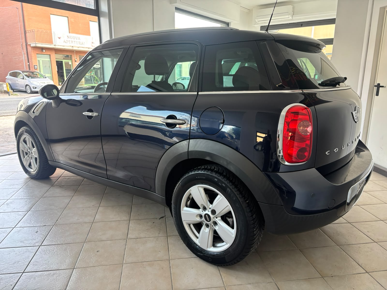 MINI COUNTRYMAN ONE D BUSINESS