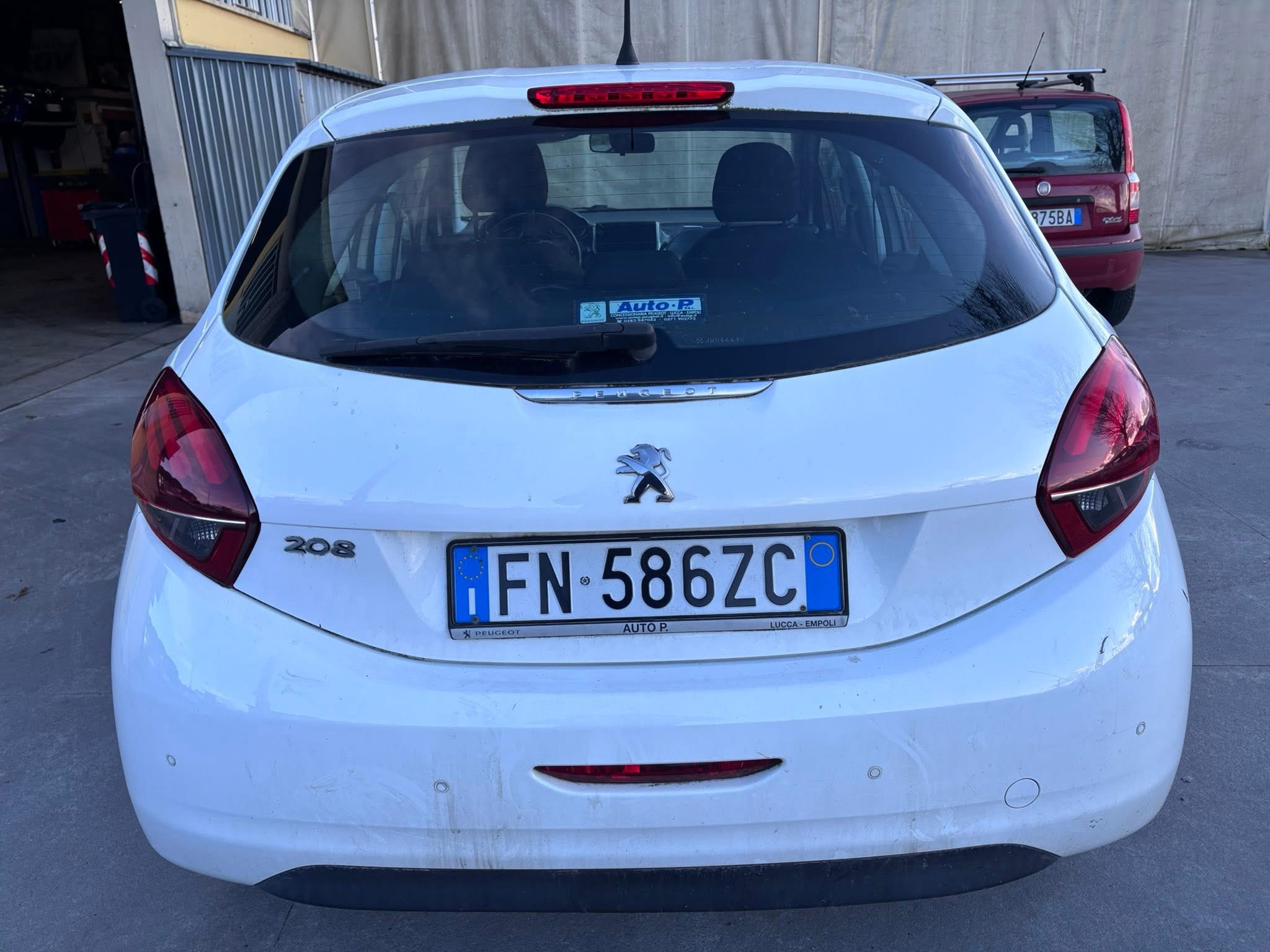 PEUGEOT 208 1.2 puretech