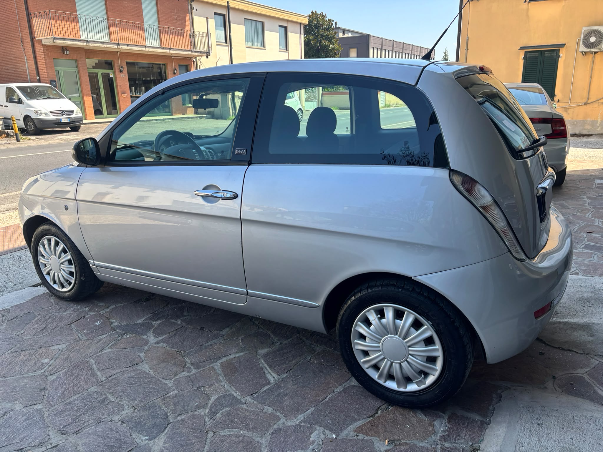 LANCIA Y 1.2 BENZINA/GPL DIVA 51 KW