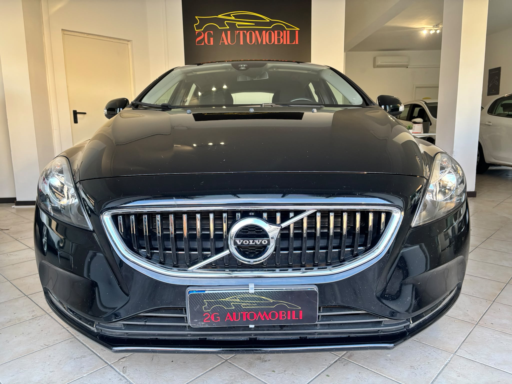 VOLVO V40 KINETIC CAMBIO AUTOMATICO
