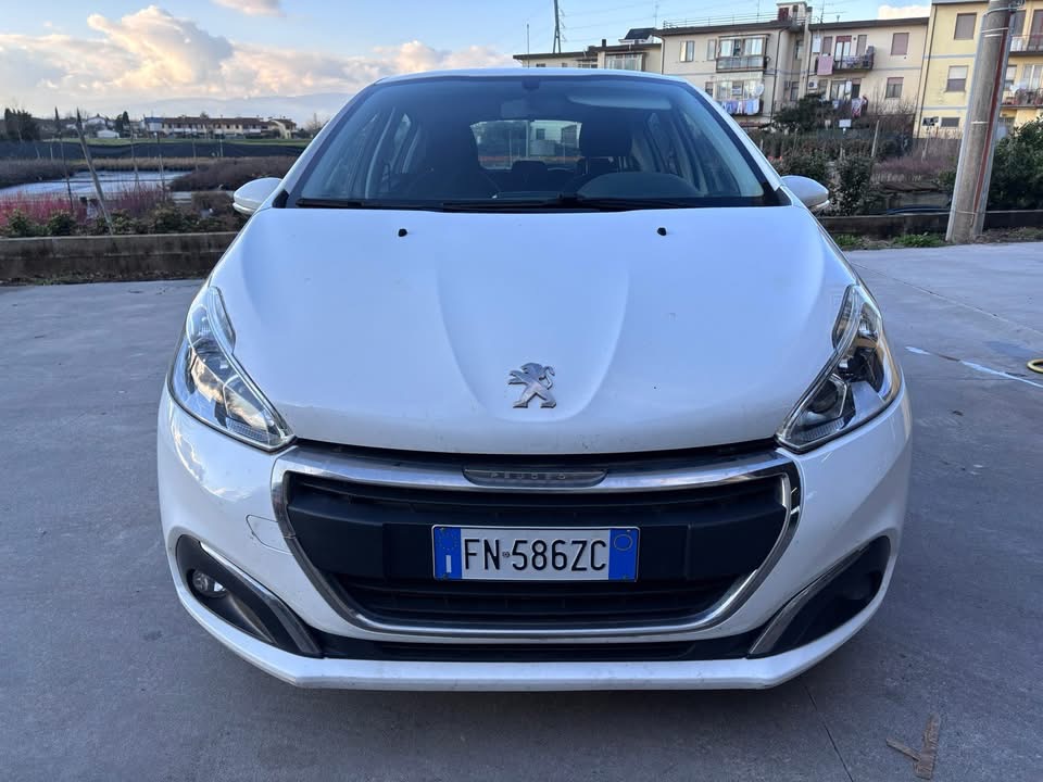 PEUGEOT 208 1.2 puretech