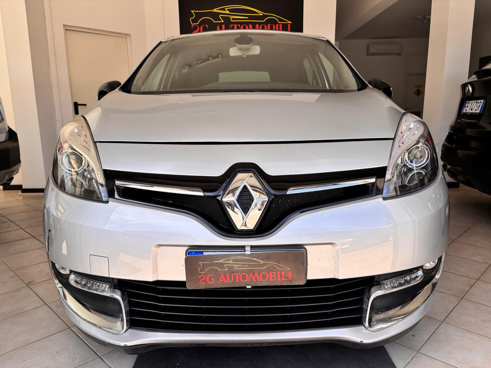 RENAULT SCENIC XMOD 1.5 dci LIMITED